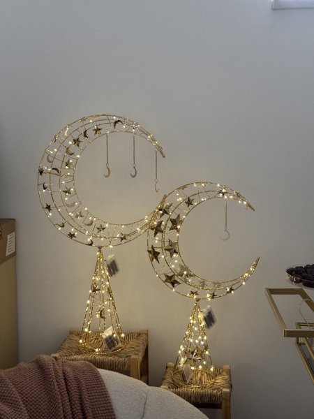 هلال مع ستاند