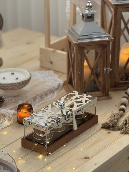 مضيفة انجلش كيك بخط عربي 🌙