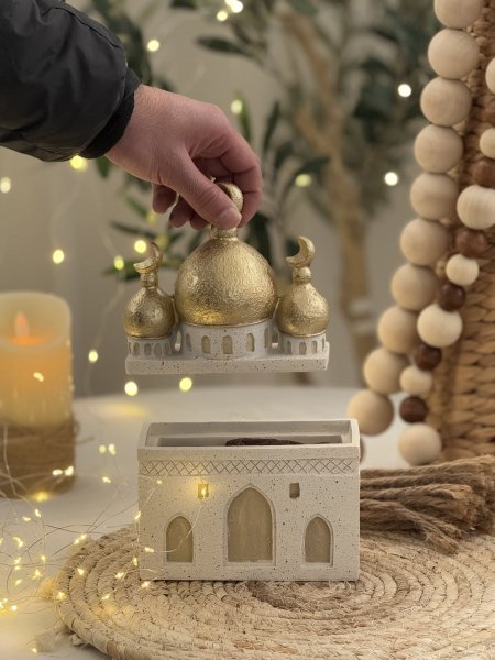 مضيفة او صندوق شكل مسجد 🌙