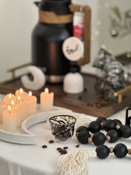 فناجين قهوة سادة عدد ١٢