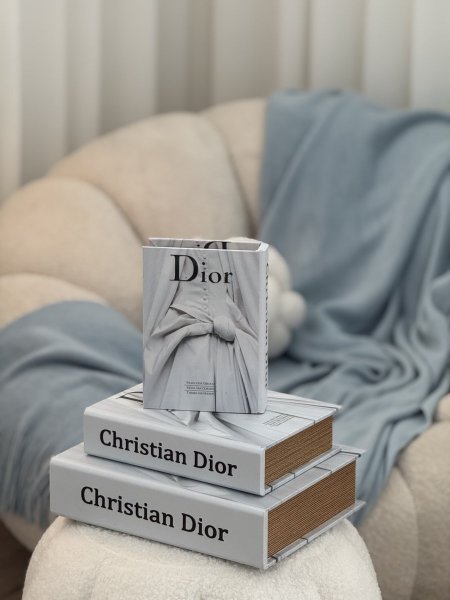 طقم ٣ كتب ديكور خشب (تستخدم ك صندوق وديكور )