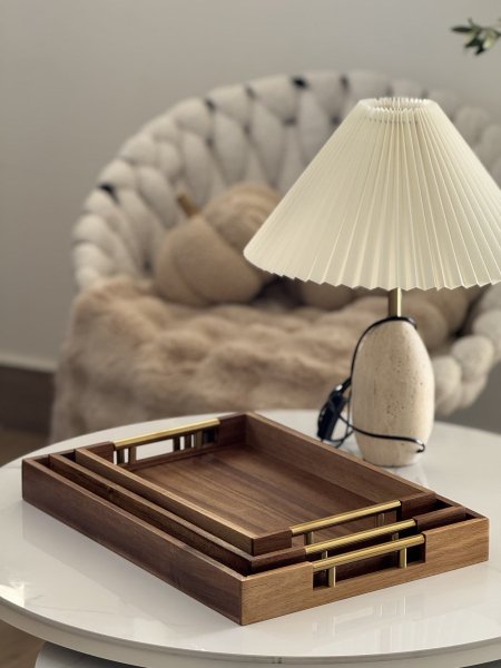 طقم ثلاث صواني خشب بثلاث احجام (فخم مناسب للاستخدام اليومي او لاستقبال ضيوفك )✨